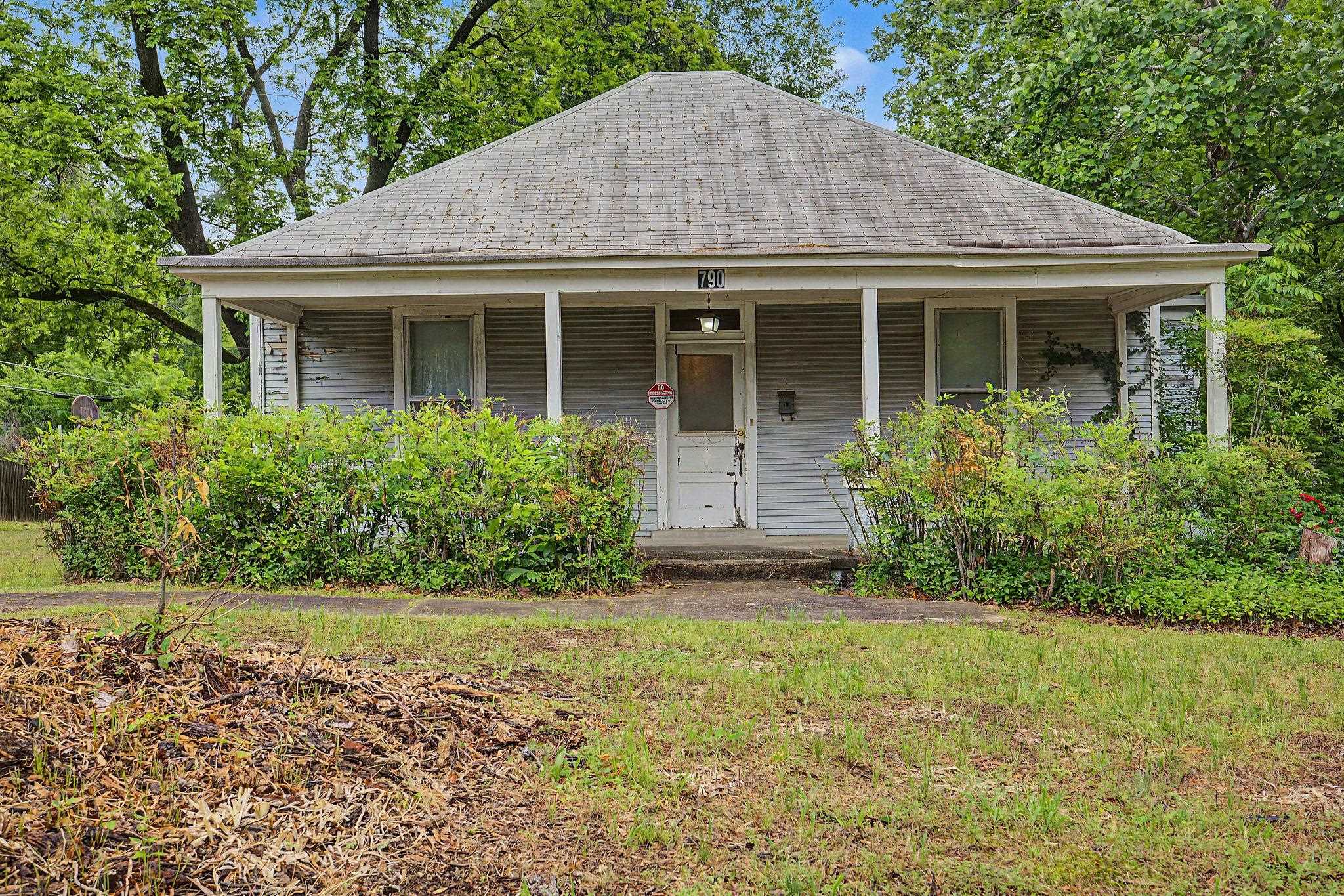 790 Colonial Road Memphis, TN 38117 - Photo 5 of 39