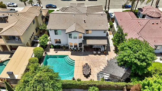 $975,000 | 9544 North Larkspur Avenue, Fresno, CA 93720