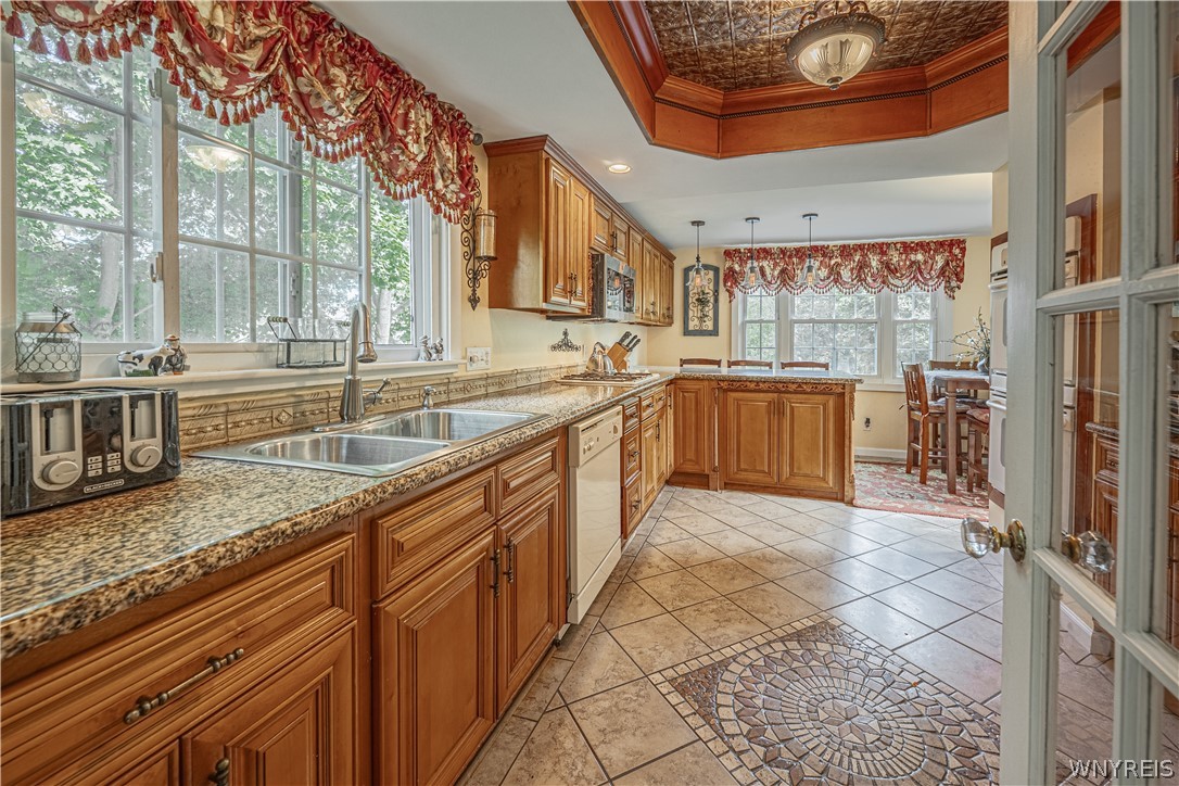 8405 Ridge Road Hartland, NY 14067 - Photo 14 of 41