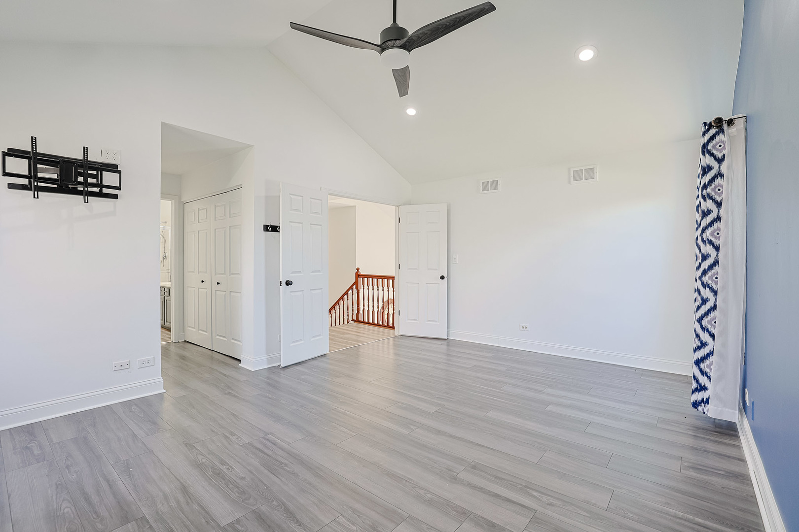 1432 Steeplechase Road Bartlett, IL 60103 - Photo 13 of 32