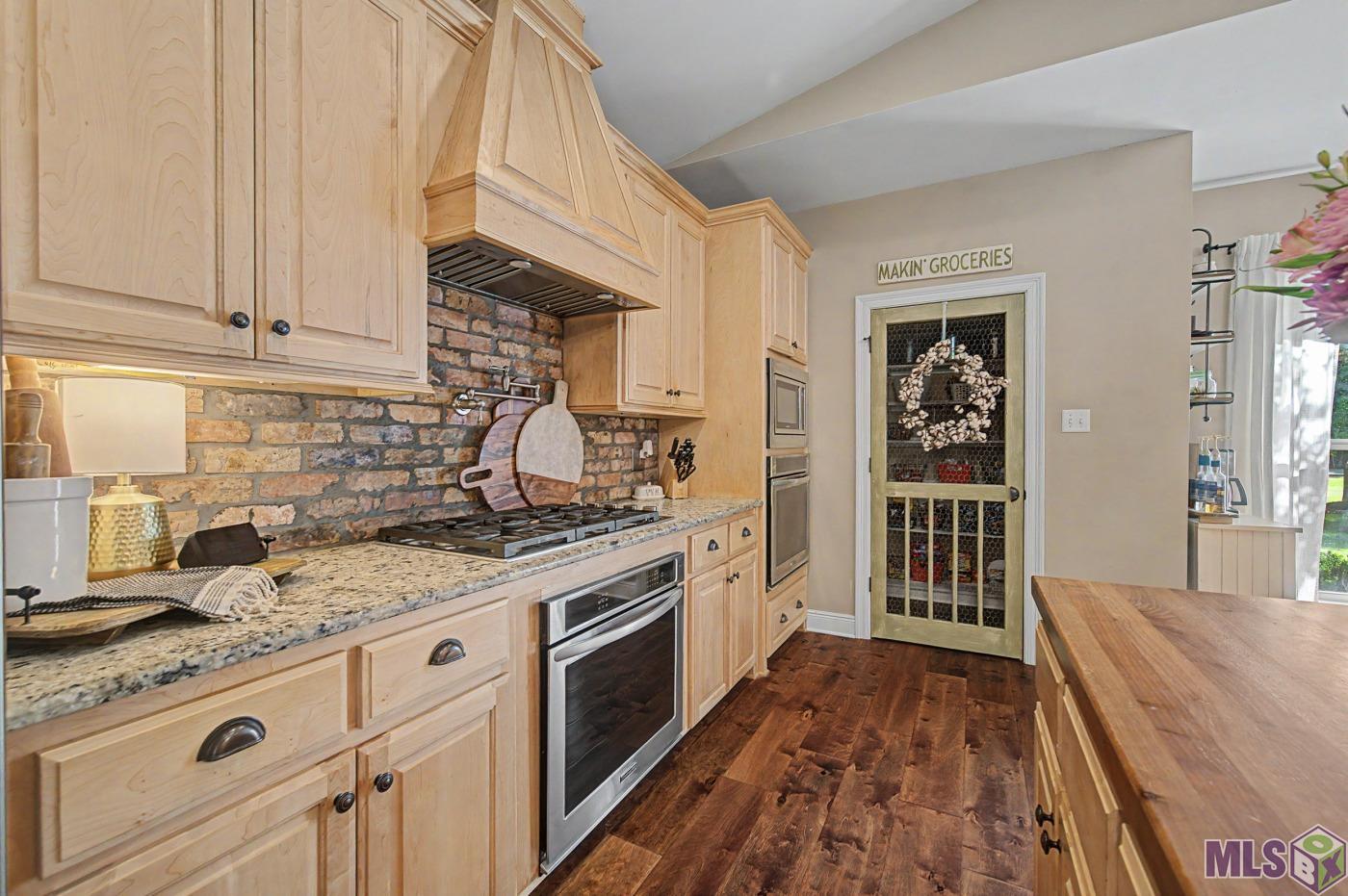 34545 Perkins Road Denham Springs, LA 70706 - Photo 9 of 44