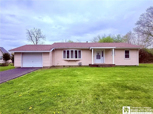 $239,900 | 123 Clinton Avenue, Pomfret, NY 14063