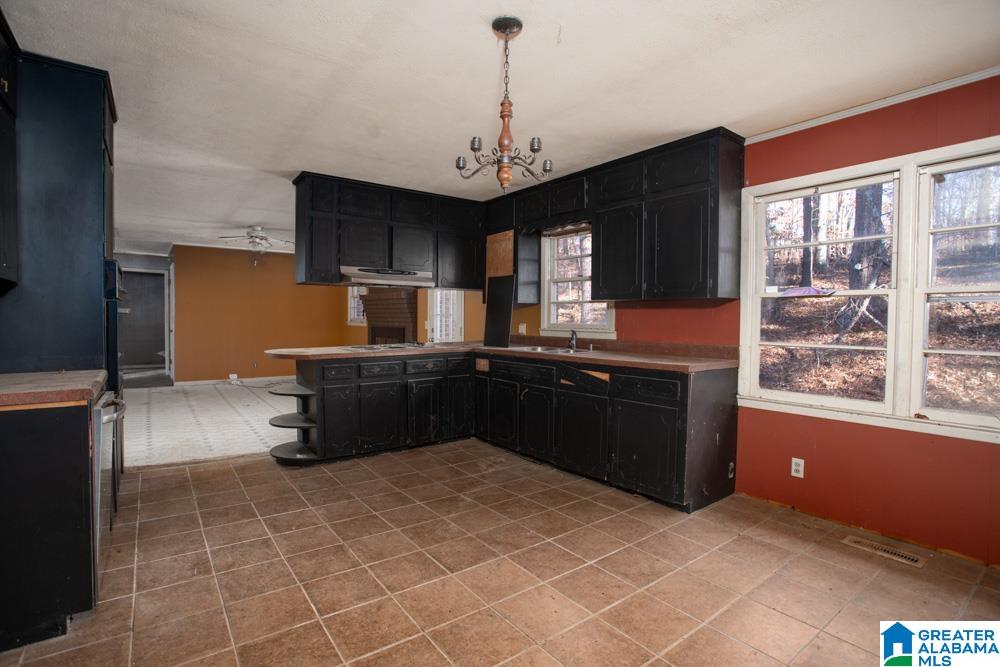 1850 Pelham Road South Jacksonville, AL 36265 - Photo 9 of 24