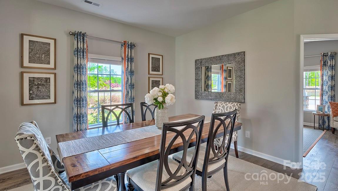4025 Cramer Estates Gastonia, NC 28056 - Photo 5 of 36 a dining room with furniture and window