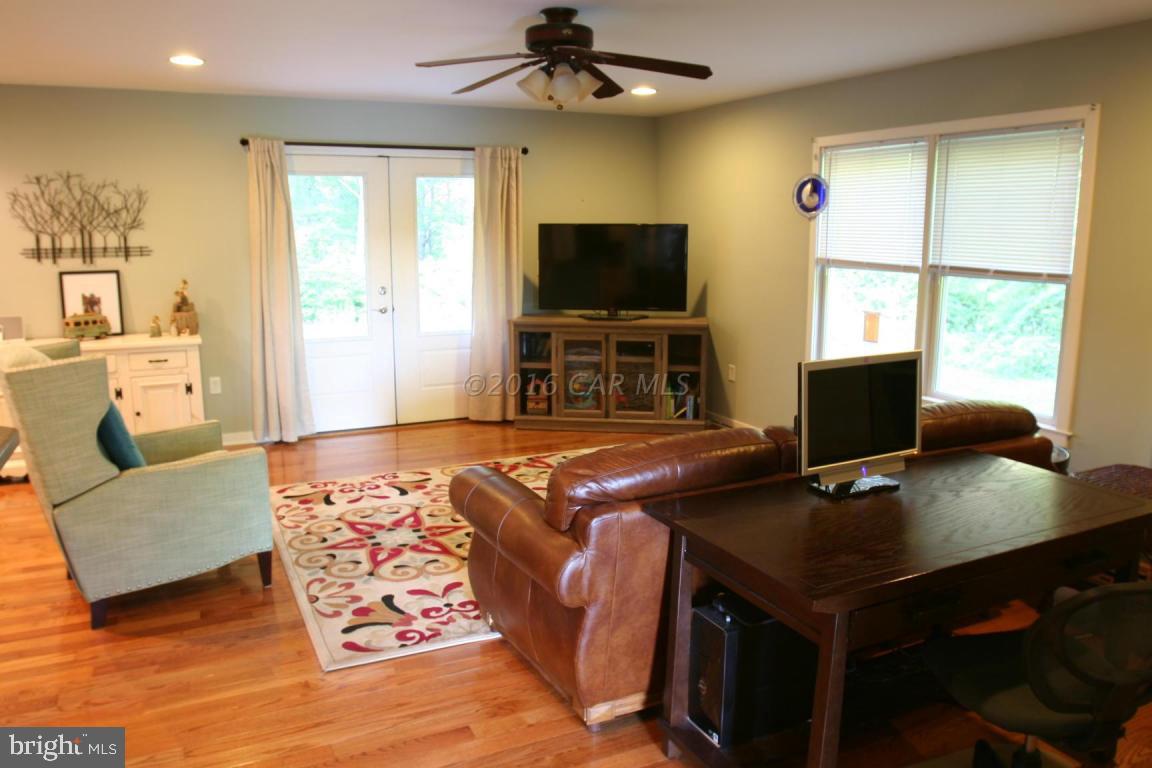 9935 Mason Road Berlin, MD 21811 - Photo 4 of 19 Gallery Image 4