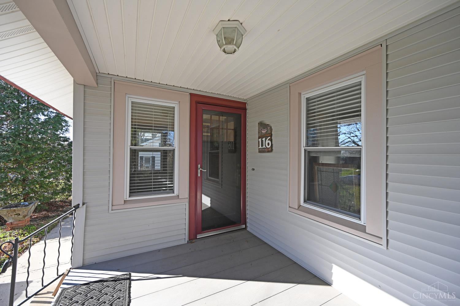 116 Dewey Street Hamilton, OH 45011 - Photo 4 of 47