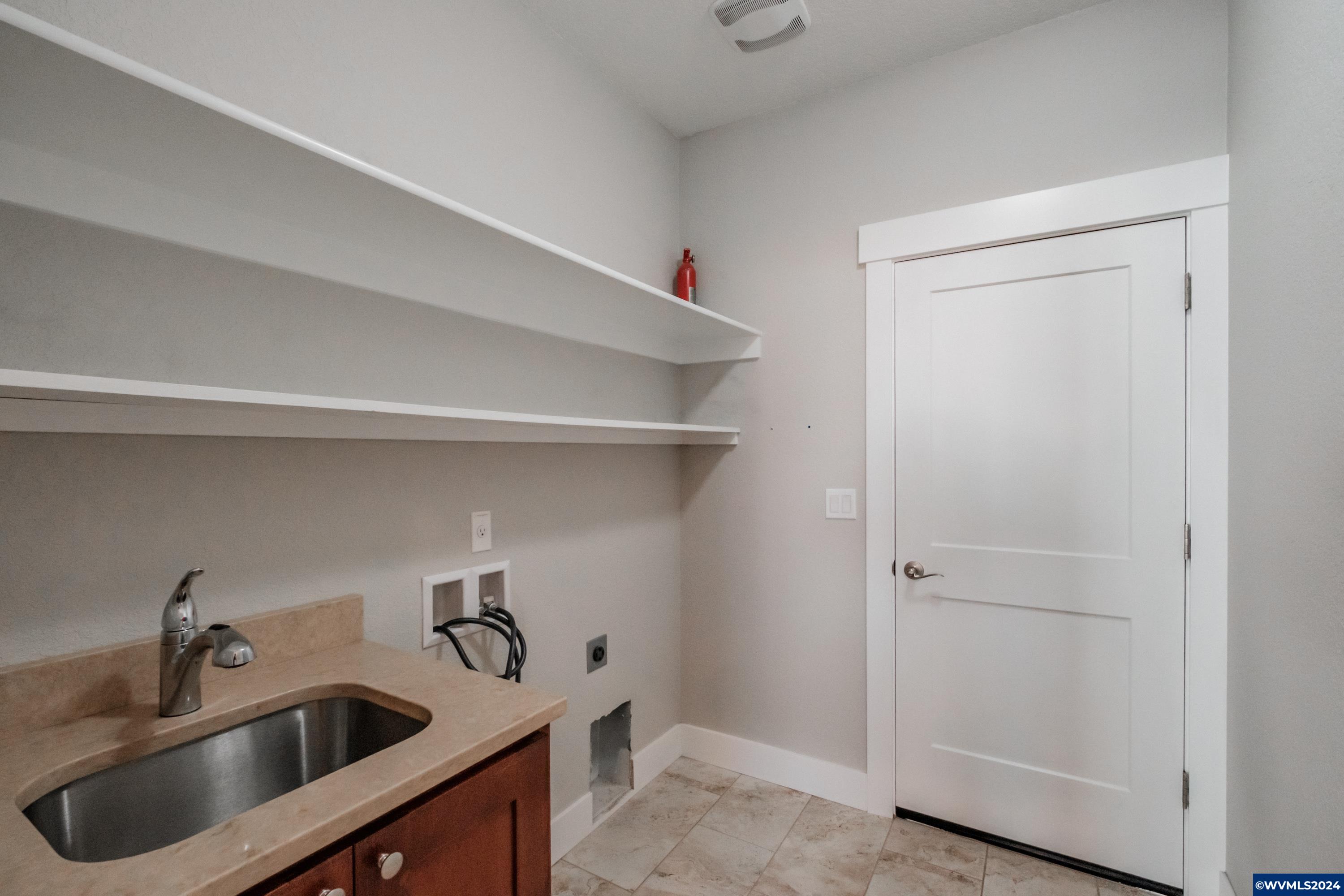 1082 Chestnut Street Independence, OR 97351 - Photo 28 of 37 Gallery Image 28