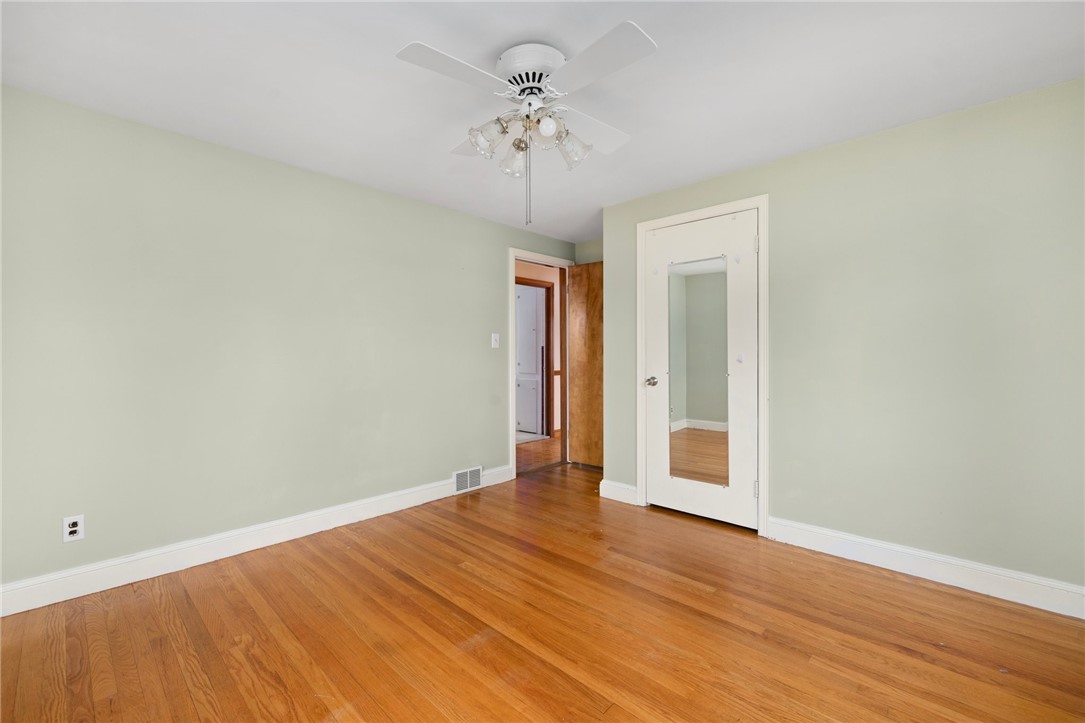 38 Laurelhurst Road Cranston, RI 02920 - Photo 17 of 41 Gallery Image 17