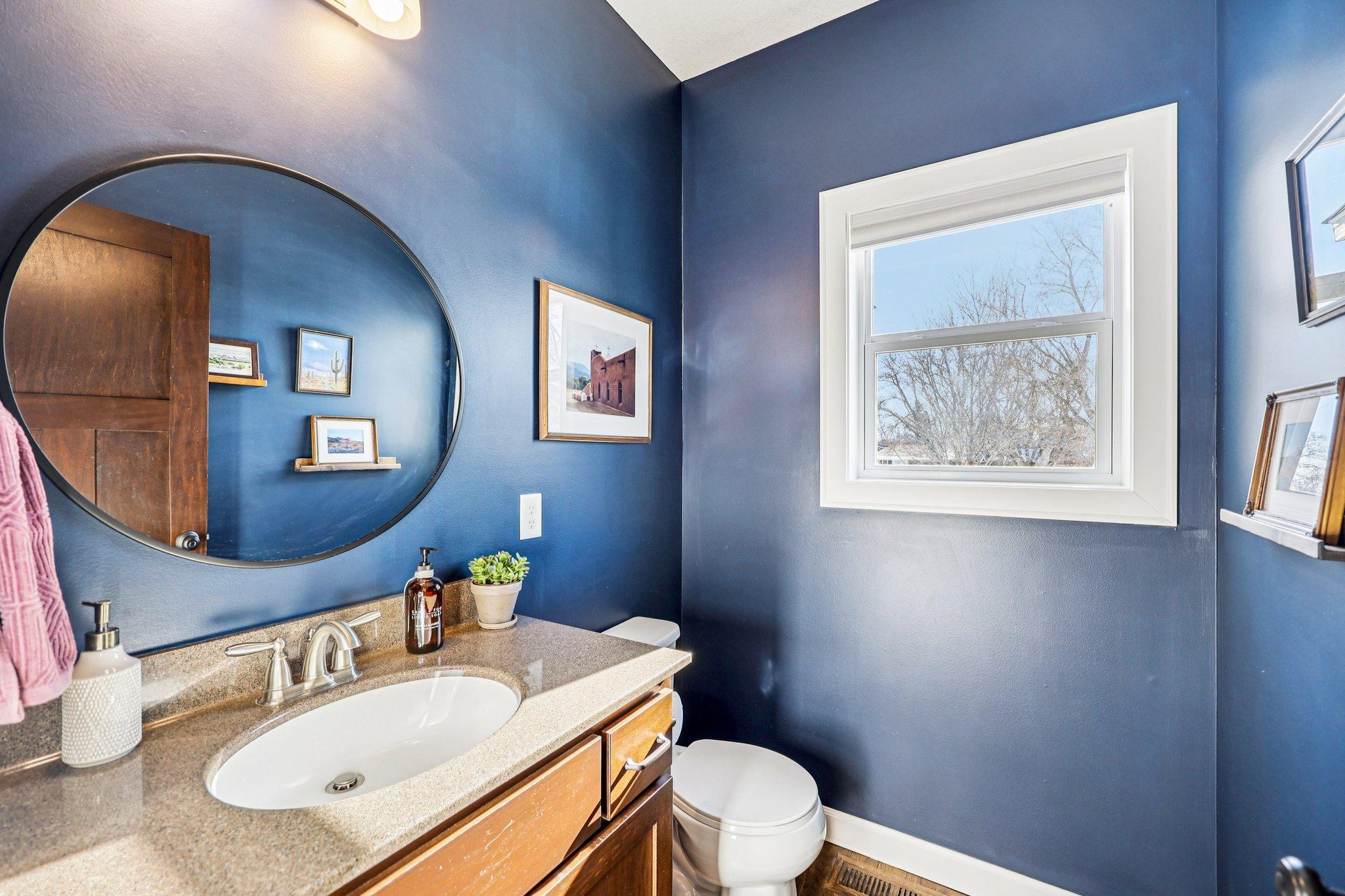 145 Cutacross Road Golden Valley, MN 55422 - Photo 17 of 48