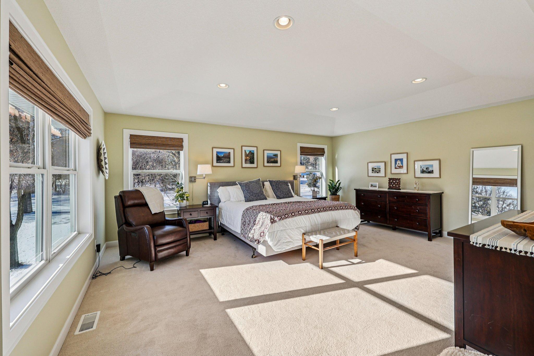 145 Cutacross Road Golden Valley, MN 55422 - Photo 28 of 48