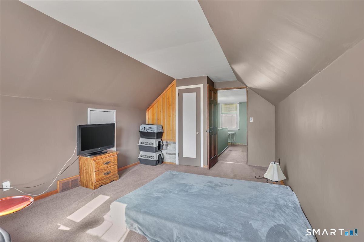 12 Westover Road New Britain, CT 06053 - Photo 22 of 37 Gallery Image 22