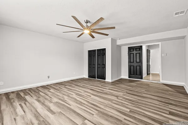 $2,150 | 5930 Valley Wood, San Antonio, TX 78250