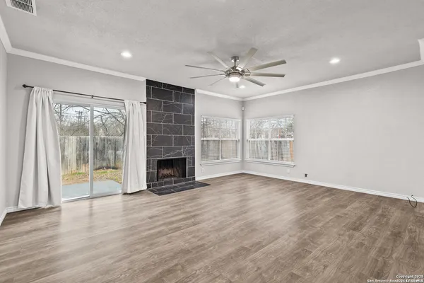 $2,150 | 5930 Valley Wood, San Antonio, TX 78250