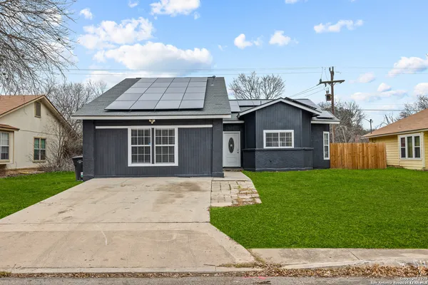 $2,150 | 5930 Valley Wood, San Antonio, TX 78250