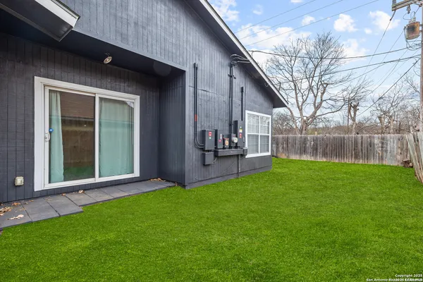 $2,150 | 5930 Valley Wood, San Antonio, TX 78250