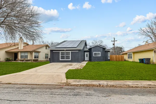 $2,150 | 5930 Valley Wood, San Antonio, TX 78250
