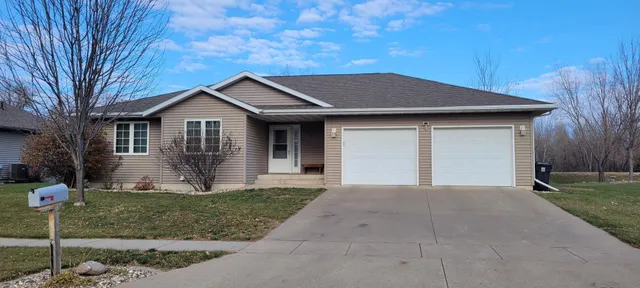 $299,000 | 520 Harriett Drive, Marshall, MN 56258