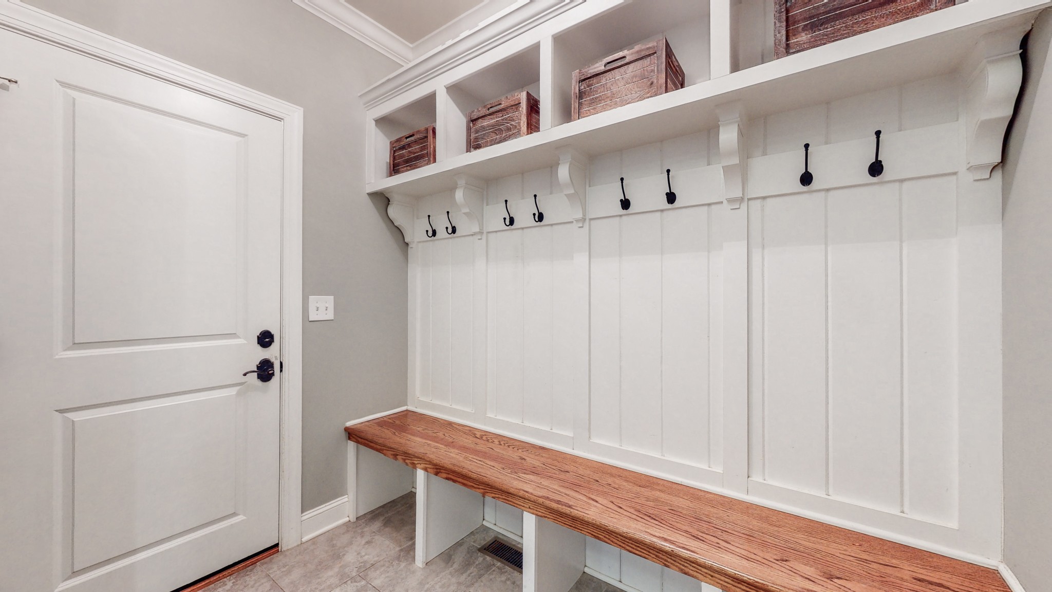 7270 Old Franklin Road Fairview, TN 37062 - Photo 29 of 46 a room with a table and a window