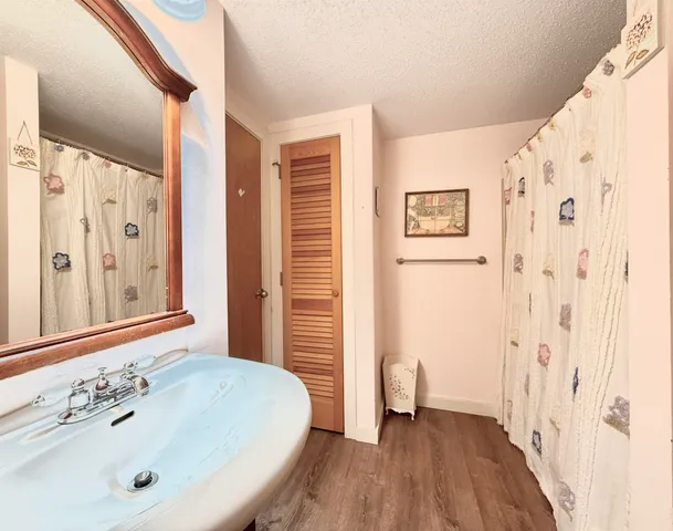 $349,000 | 337 Handle (snow Tree Pines, Unit PINES K, West Dover, VT 05356