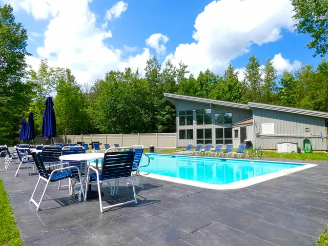 $349,000 | 337 Handle (snow Tree Pines, Unit PINES K, West Dover, VT 05356