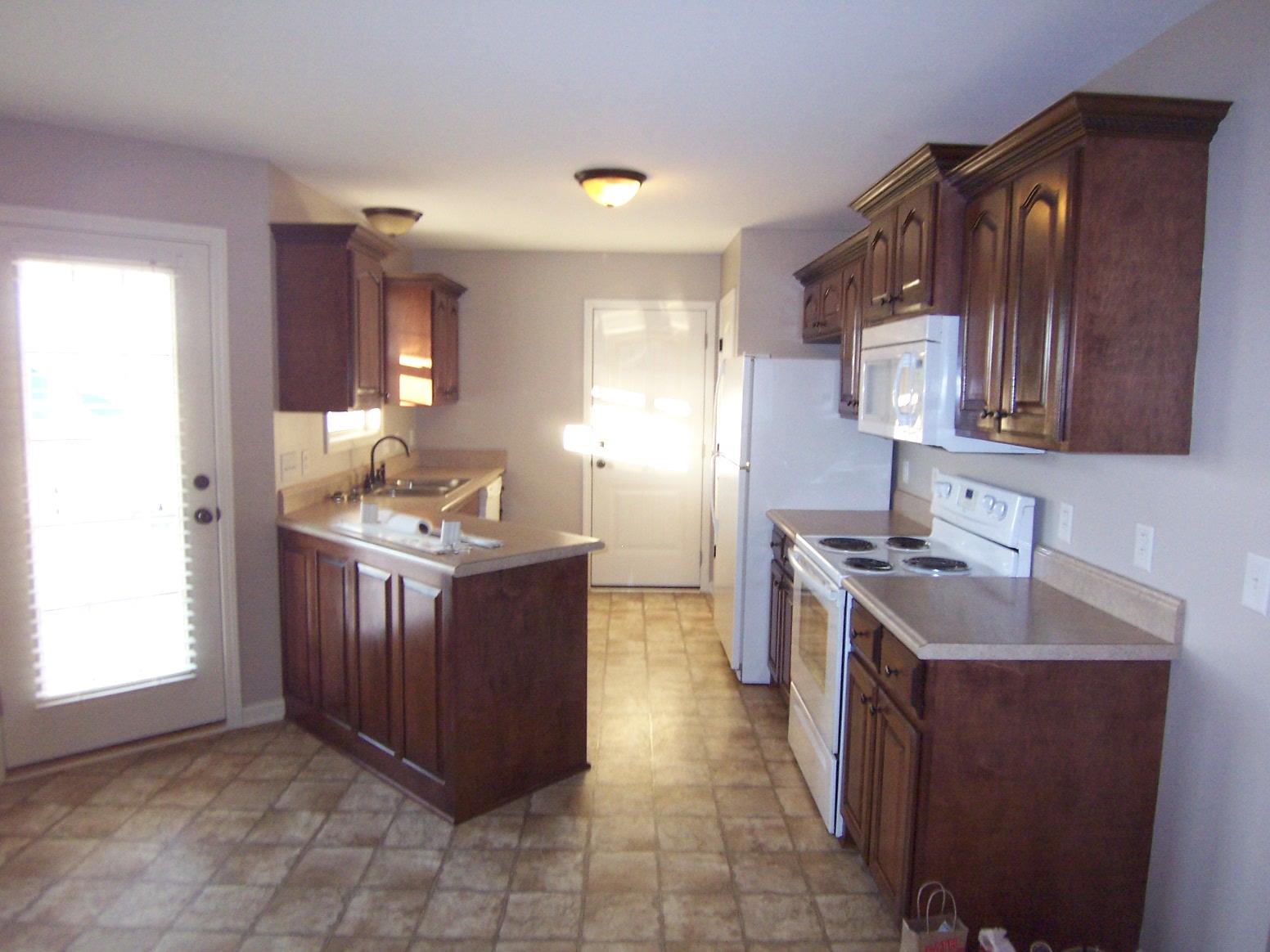 522 Polo Lane Springfield, TN 37172 - Photo 3 of 17 Gallery Image 3