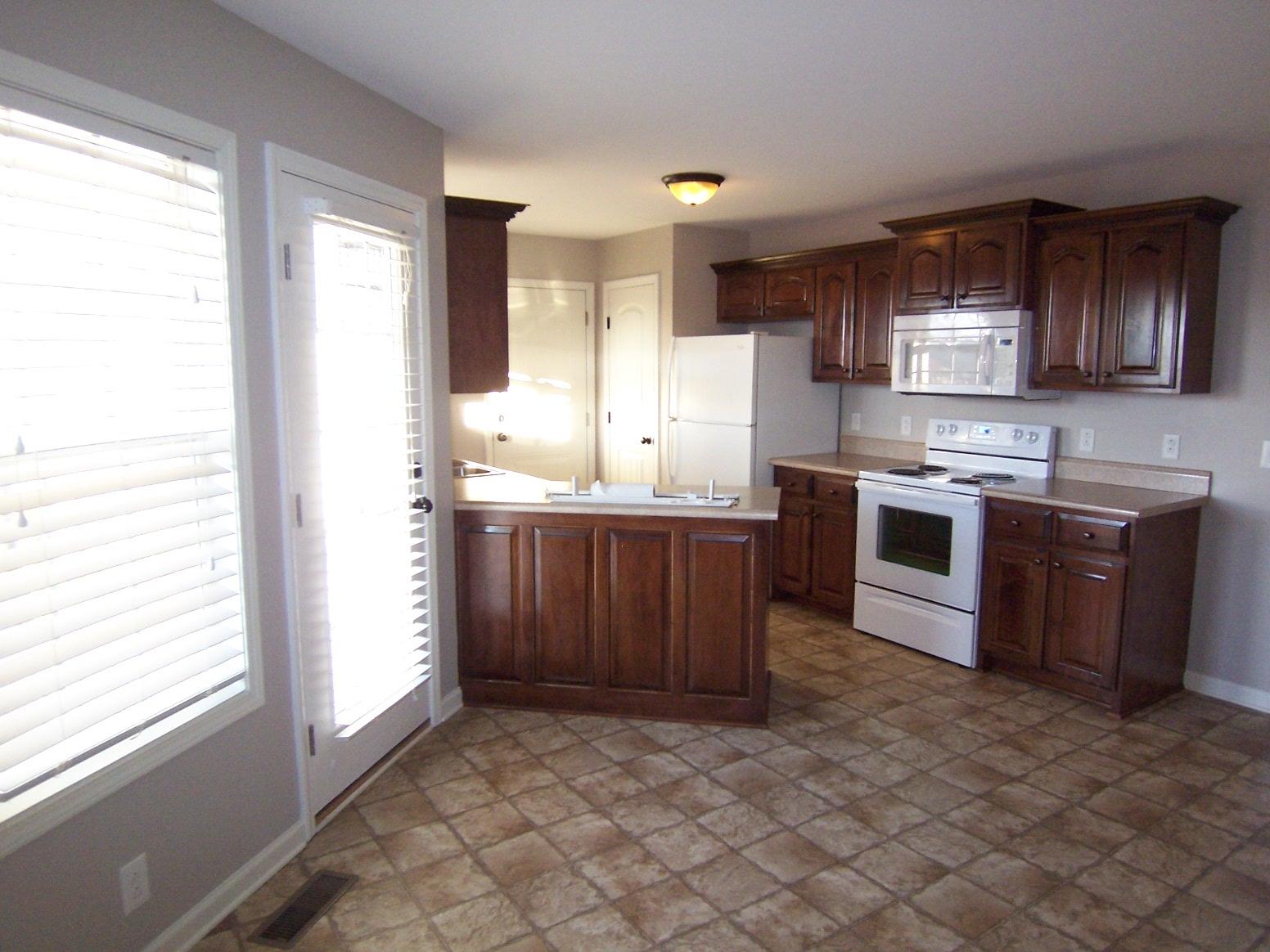 522 Polo Lane Springfield, TN 37172 - Photo 4 of 17 Gallery Image 4