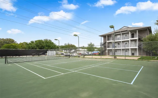 $640 | 12166 Metric Boulevard, Unit 2004, Austin, TX 78758