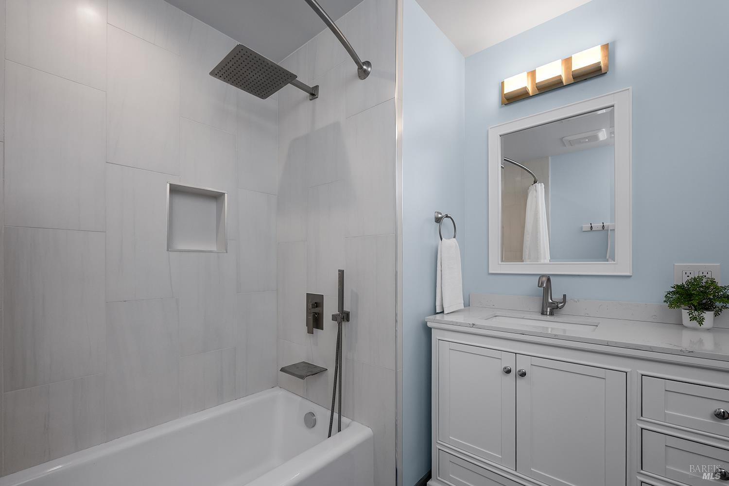 5313 Yerba Buena Road Santa Rosa, CA 95409 - Photo 14 of 34