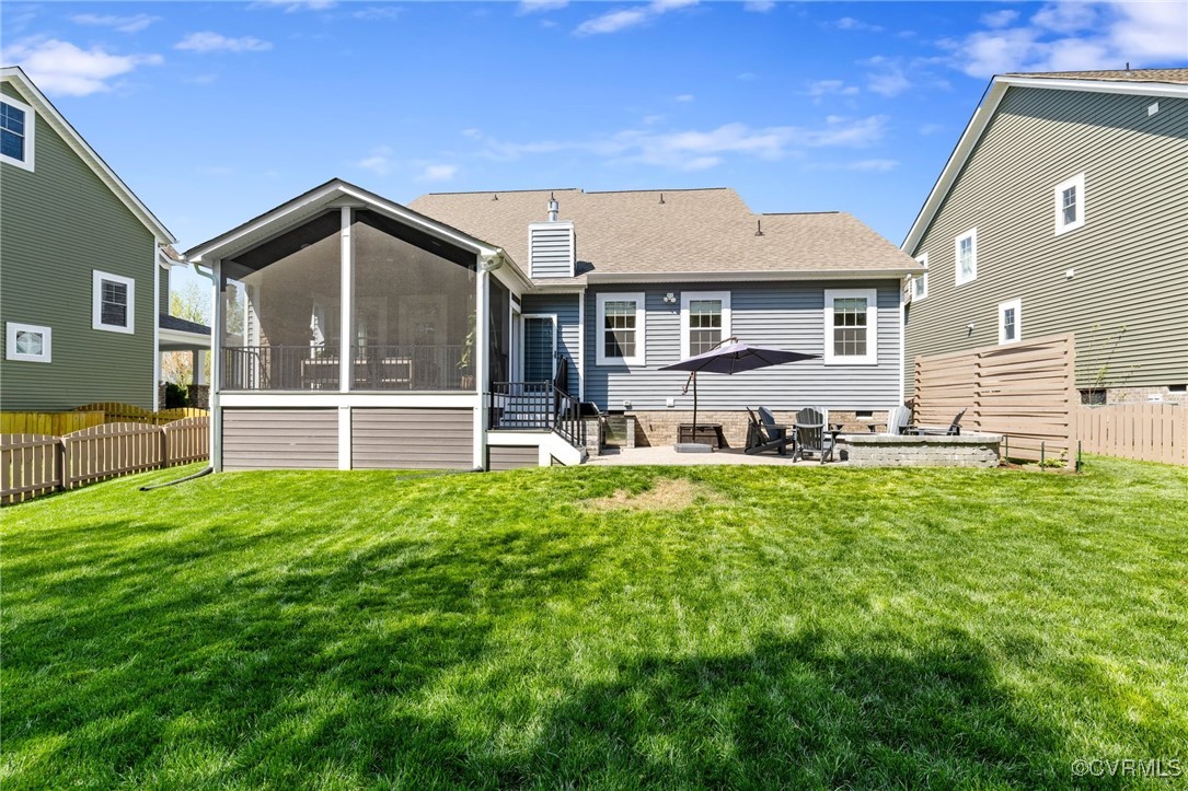 3919 Graythorne Drive Midlothian, VA 23112 - Photo 37 of 41 a front view of a house with a yard