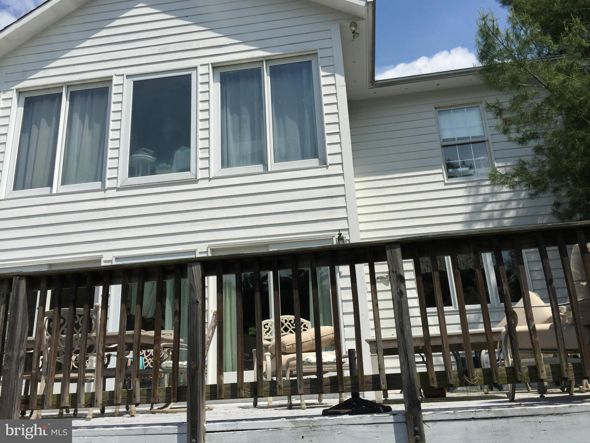 3414 Hidden River View Road Annapolis, MD 21403 - Photo 7 of 10 Exterior (Rear) deck