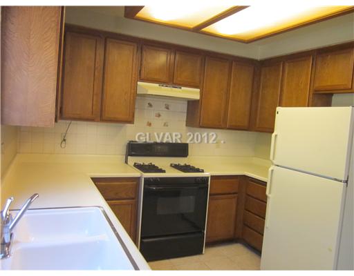 6716 Chehalis Circle Las Vegas, NV 89107 - Photo 14 of 25 Kitchen.