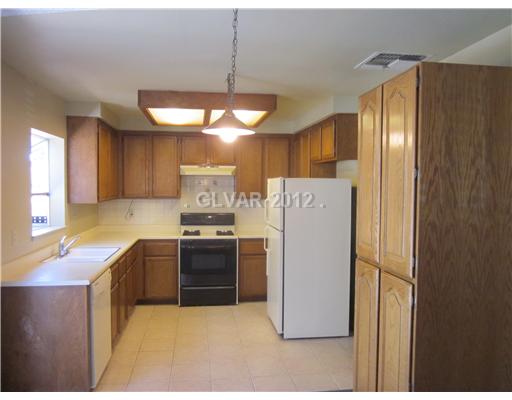 6716 Chehalis Circle Las Vegas, NV 89107 - Photo 17 of 25 Kitchen.