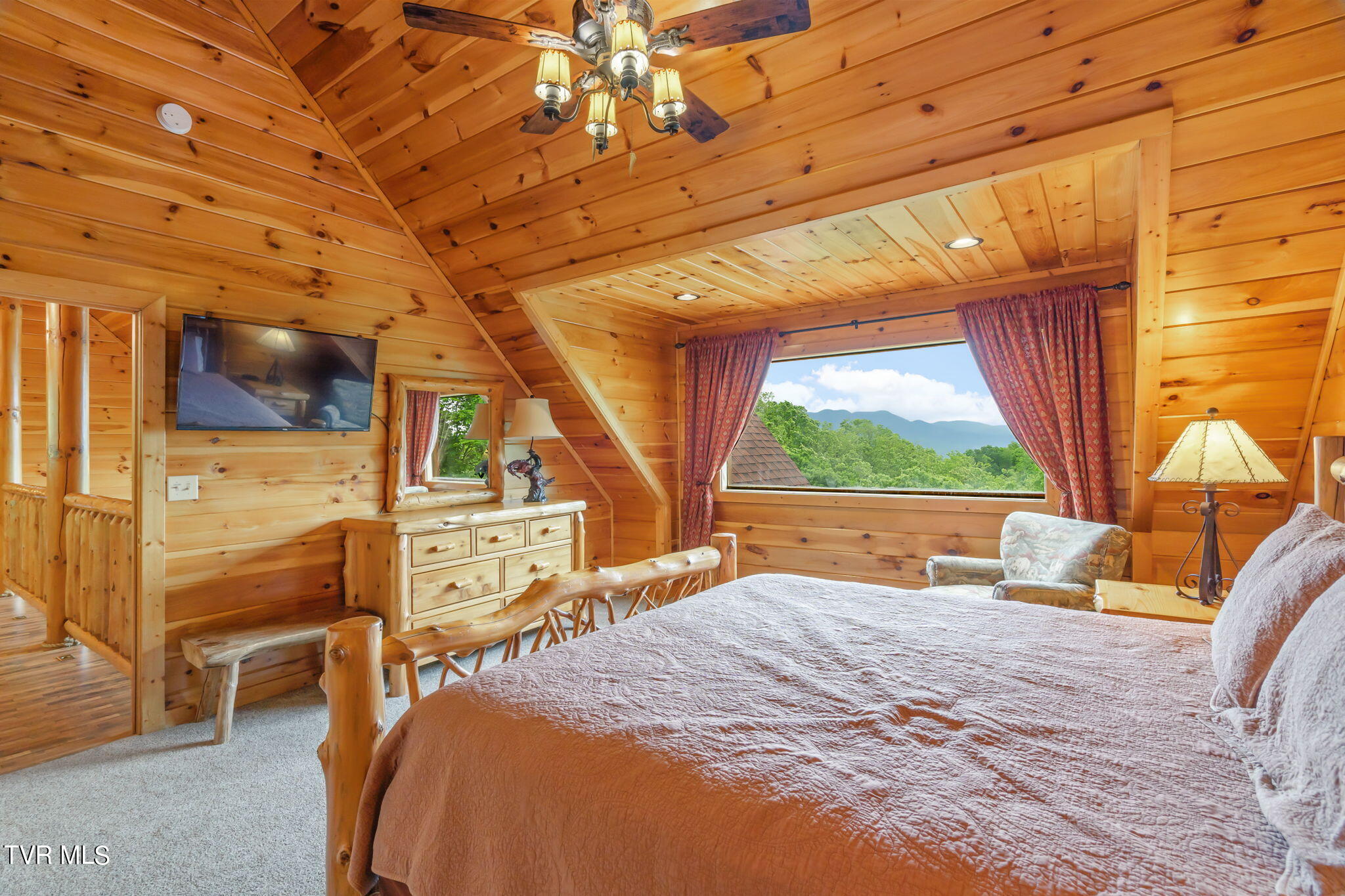 817 Big Bear Ridge Road Gatlinburg, TN 37738 - Photo 39 of 52 43-web-or-mls-817 Big Bear Ridge-44