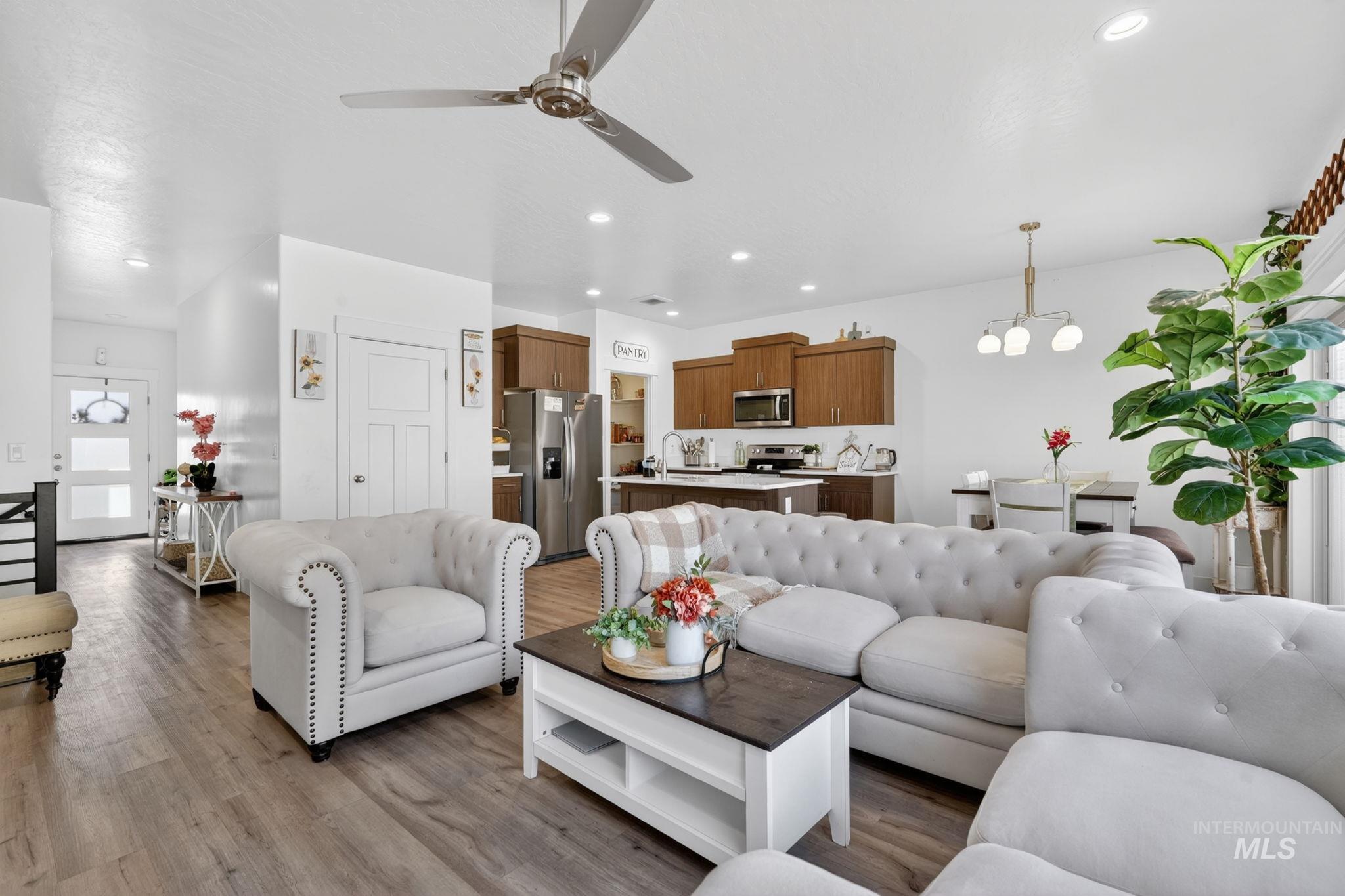 1578 Surprise Valley Road Pocatello, ID 83201 - Photo 6 of 50