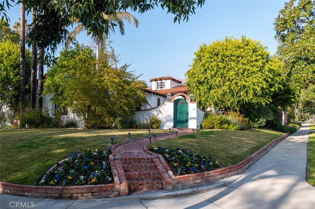 1731 West Kenneth Road Glendale, CA 91201 - Photo 1 of 1 Gallery Image 1