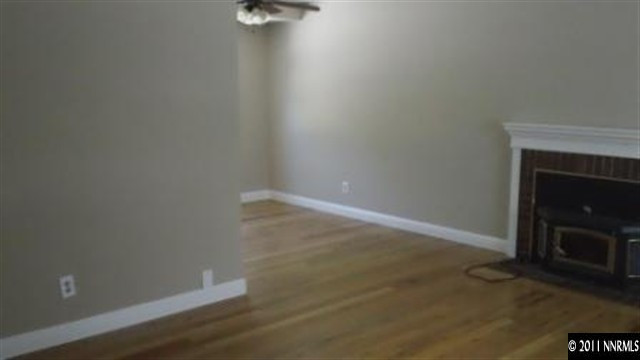 93 Sunnyside Drive Reno, NV 89503 - Photo 3 of 10 Photo 3