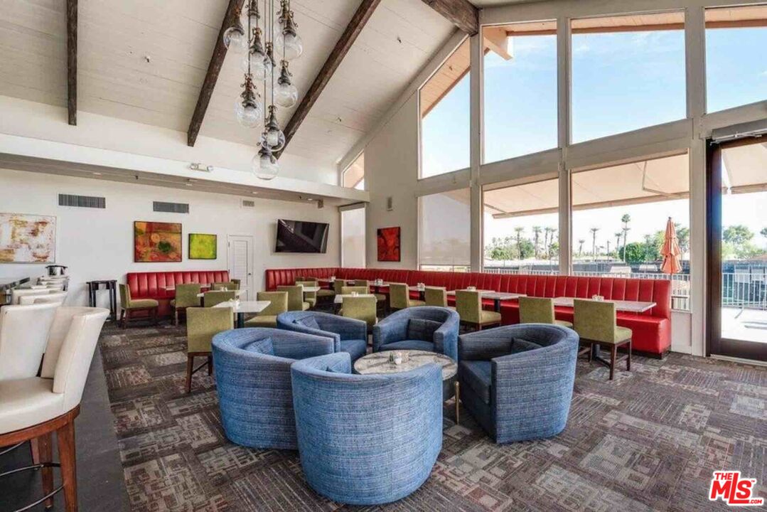 60 La Ronda Drive Rancho Mirage, CA 92270 - Photo 2 of 46