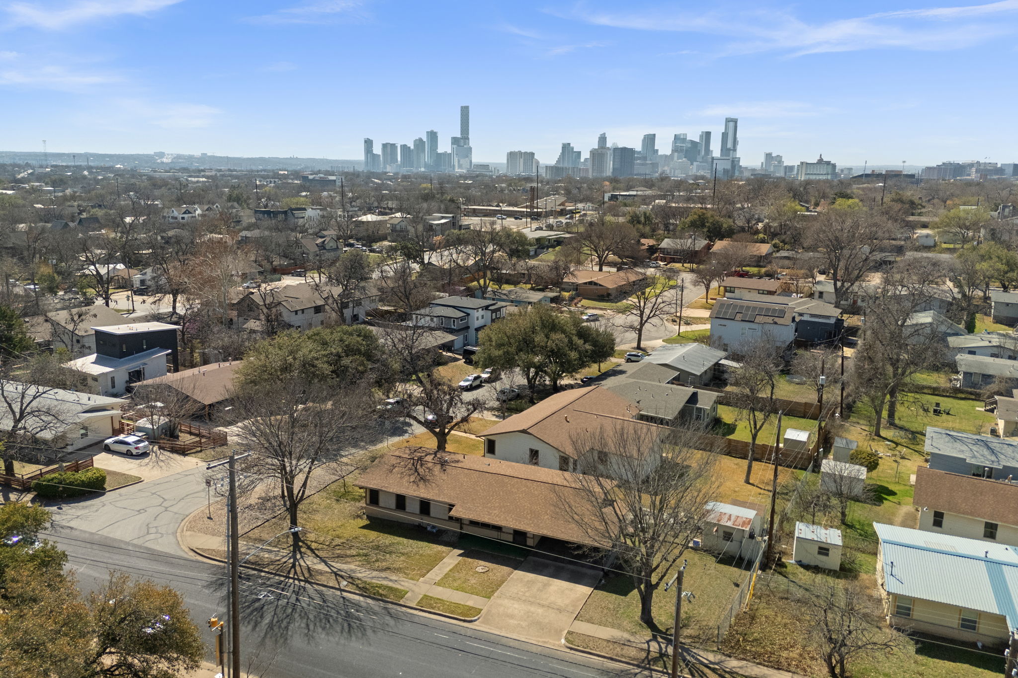 2000 Cedar Avenue Austin, TX 78722 - Photo 19 of 22 a view of a city