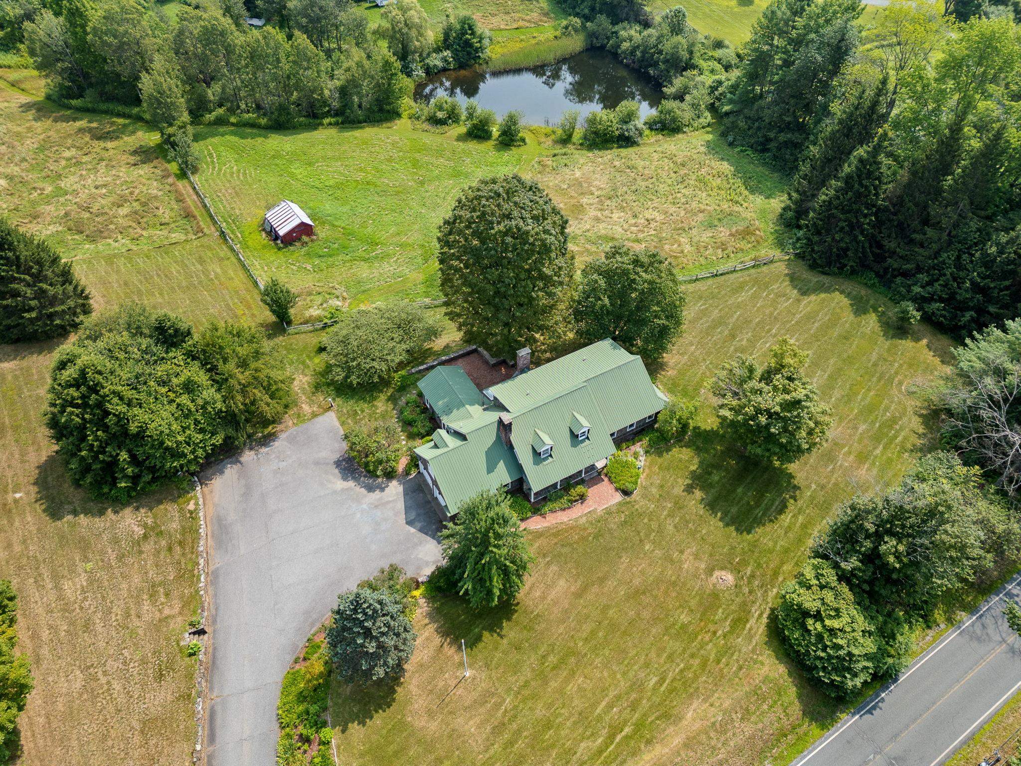 593 Red Barn Road Hartford, VT 05001 - Photo 42 of 50