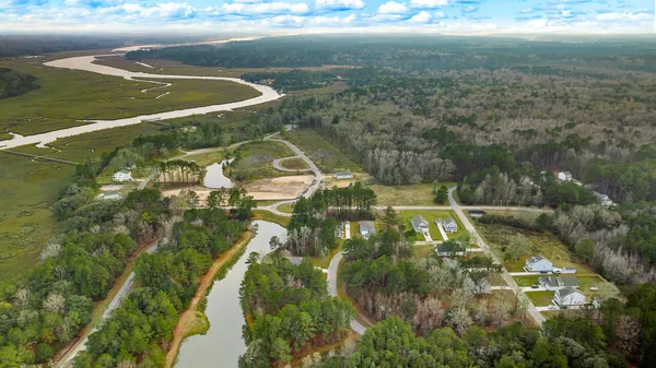 $429,760 | 186 Castle Hl Drive, Yemassee, SC 29945