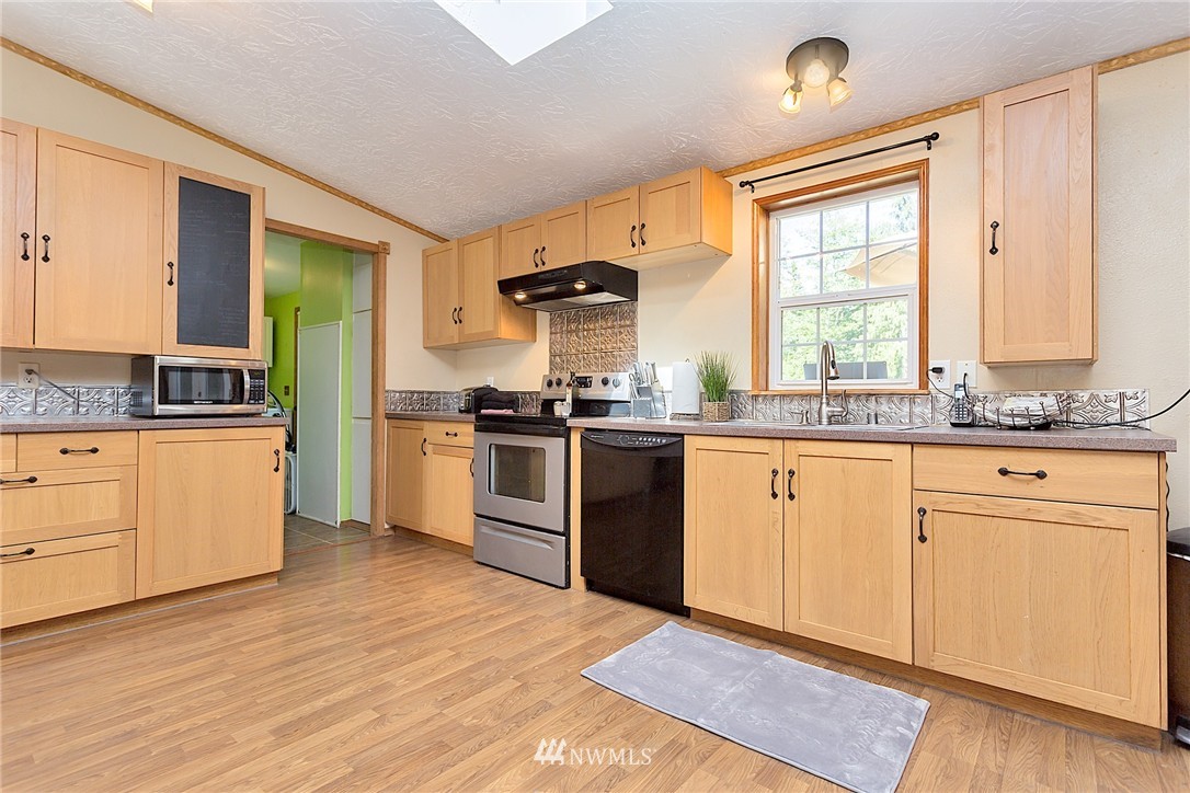 711 North Carpenter Road Snohomish, WA 98290 - Photo 10 of 19