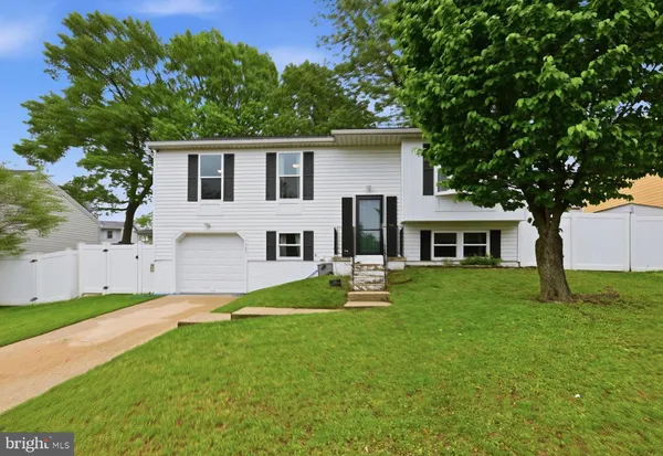 $485,000 | 7949 Innkeeper Drive, Severn, MD 21144