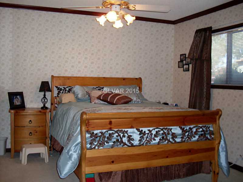3550 Ruth Drive Las Vegas, NV 89121 - Photo 3 of 12 Master Bedroom.