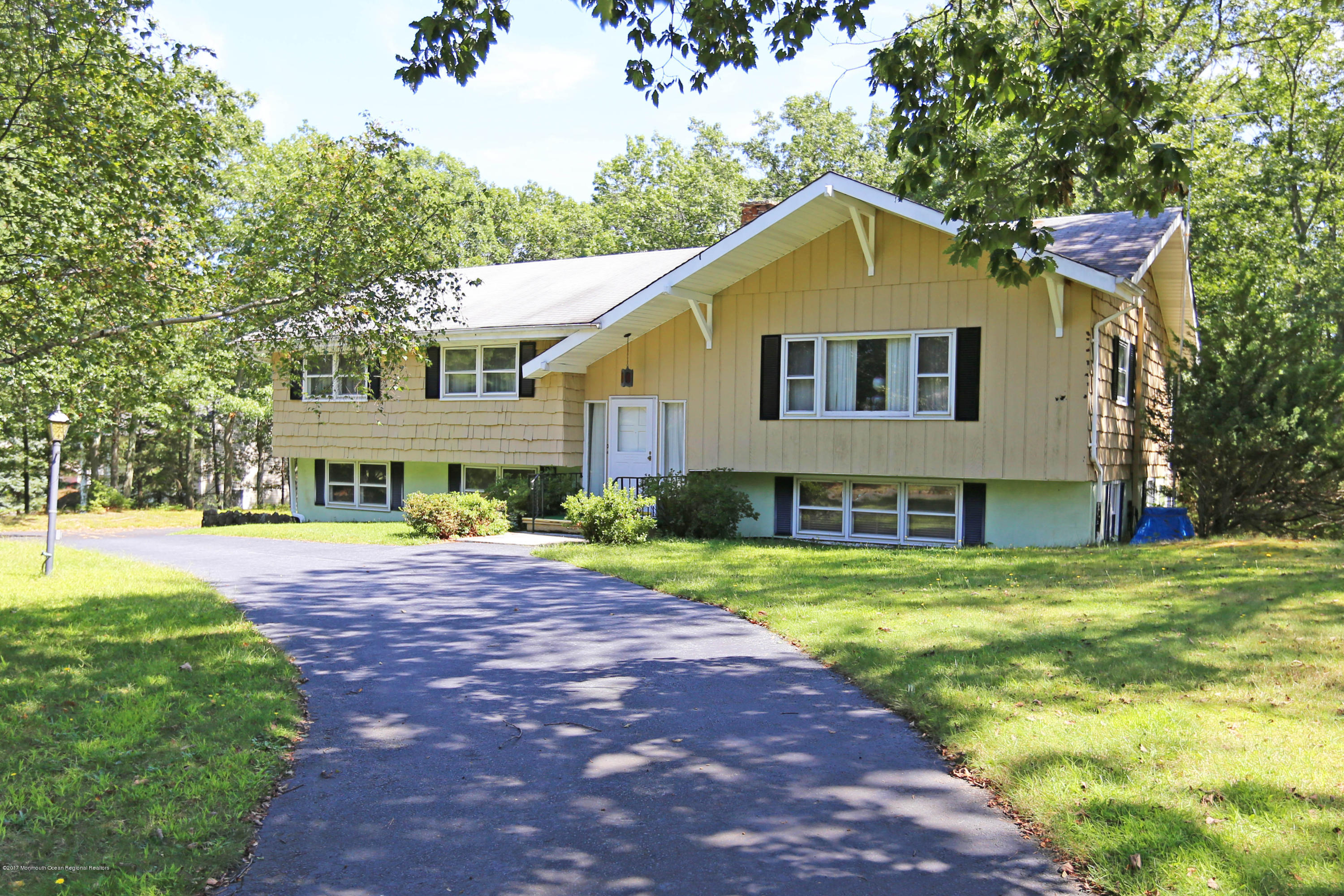 2138 Allenwood Road Wall, NJ 07719 - Photo 2 of 15 allenwood (4)