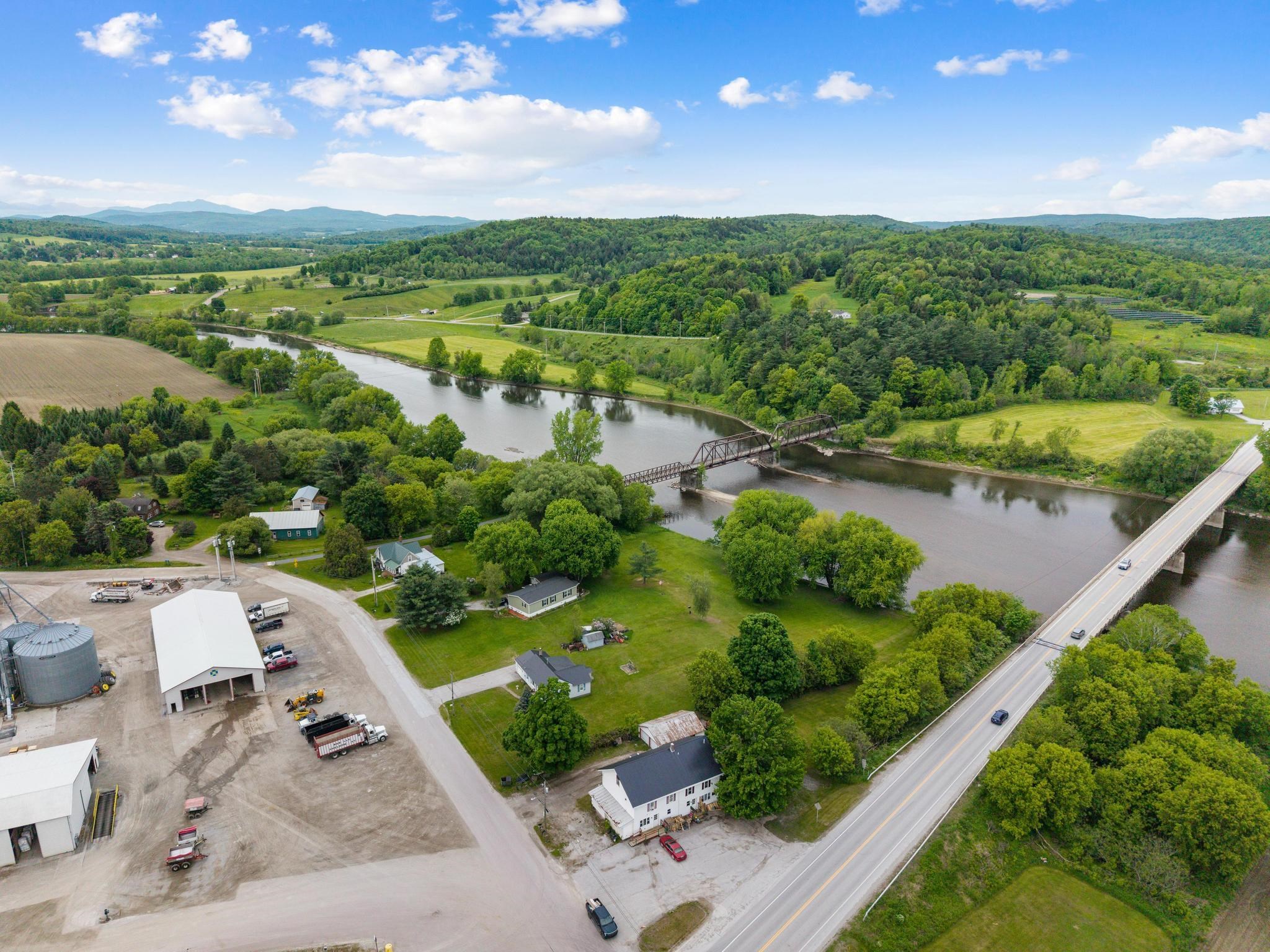 4232 Highway 105 Sheldon, VT 05483 - Photo 17 of 21