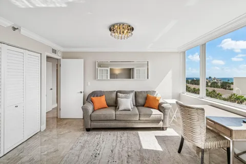 $935,000 | 3912 South Ocean Boulevard, Unit 804, Highland Beach, FL 33487