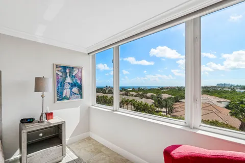 $935,000 | 3912 South Ocean Boulevard, Unit 804, Highland Beach, FL 33487