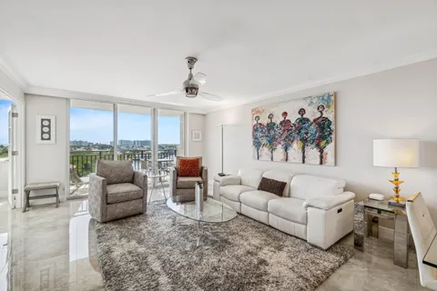 $935,000 | 3912 South Ocean Boulevard, Unit 804, Highland Beach, FL 33487