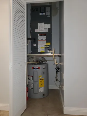 $385,000 | 800 Uno Lago Drive, Unit 102, Juno Beach, FL 33408