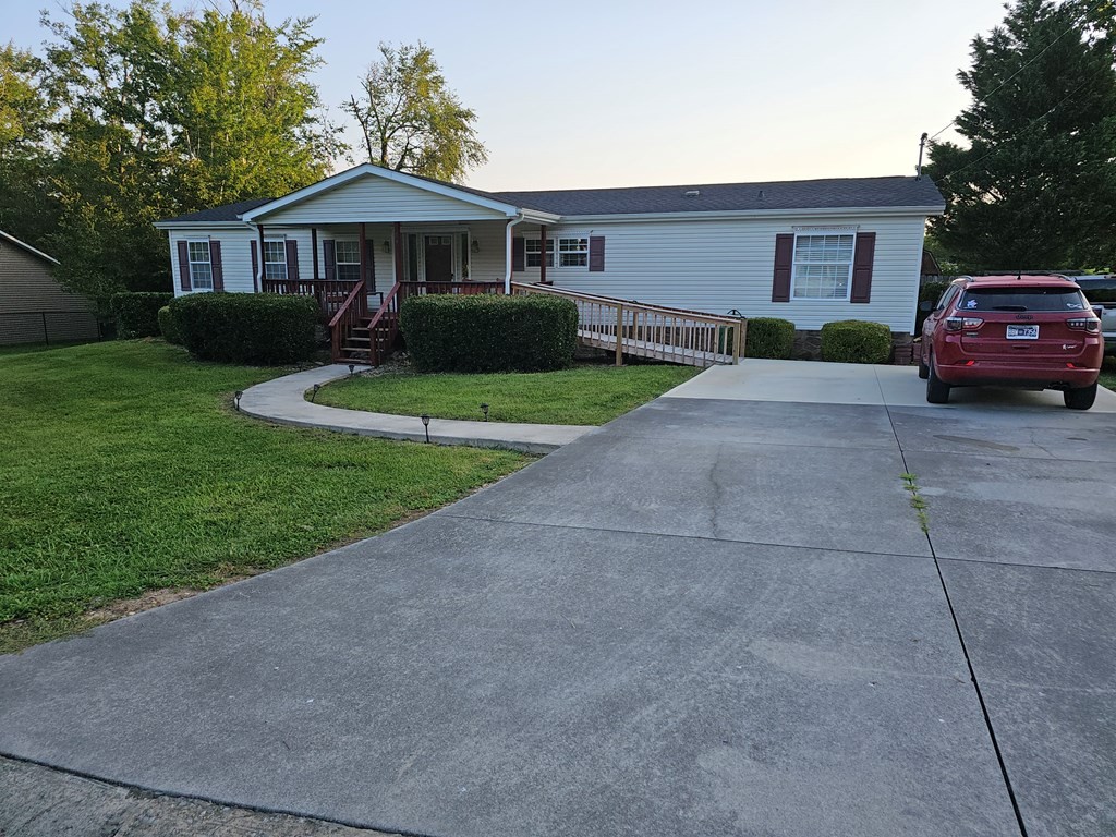 547 Shellbark Road Newport, TN 37821 - Photo 3 of 44 Gallery Image 3